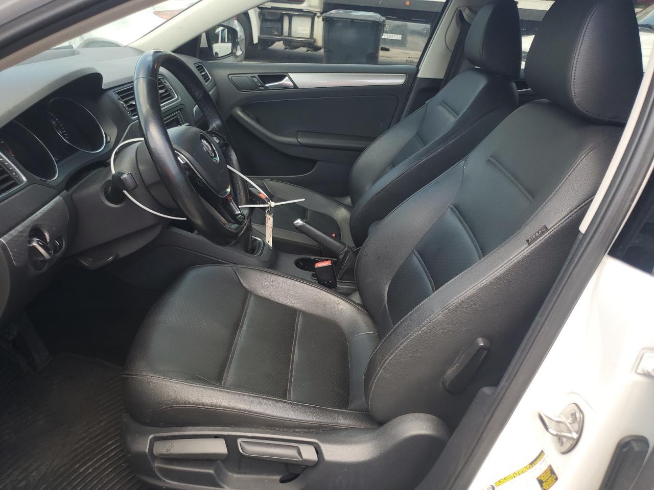 2017 VOLKSWAGEN JETTA SE - Фото 7