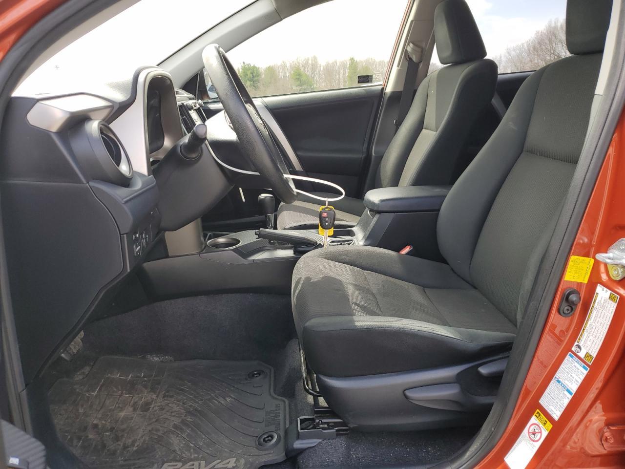 2015 TOYOTA RAV4 LE - Image 7