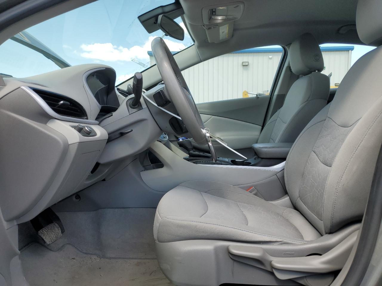 2017 CHEVROLET VOLT LT - Image 7