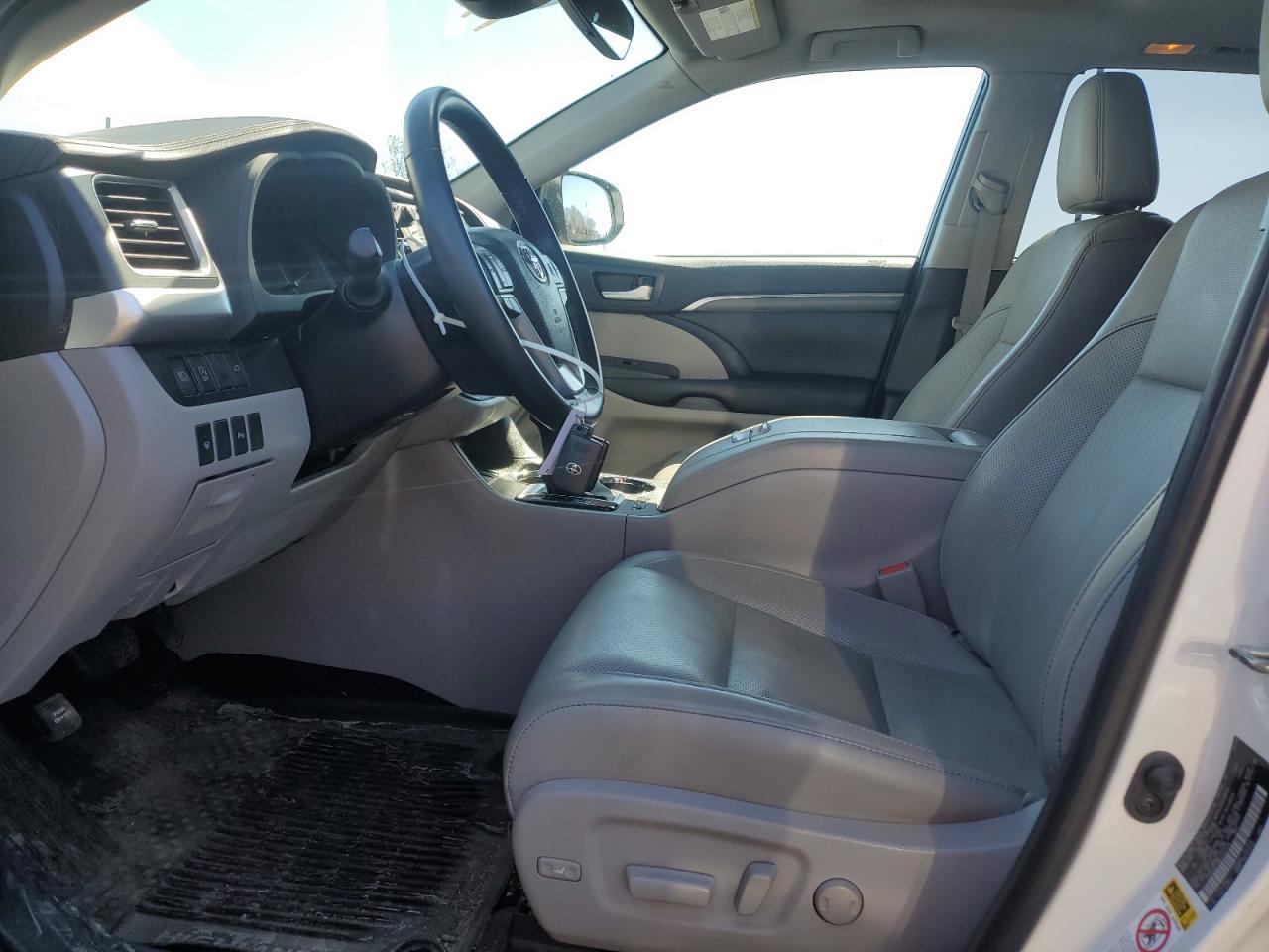 2019 TOYOTA HIGHLANDER - Image 7