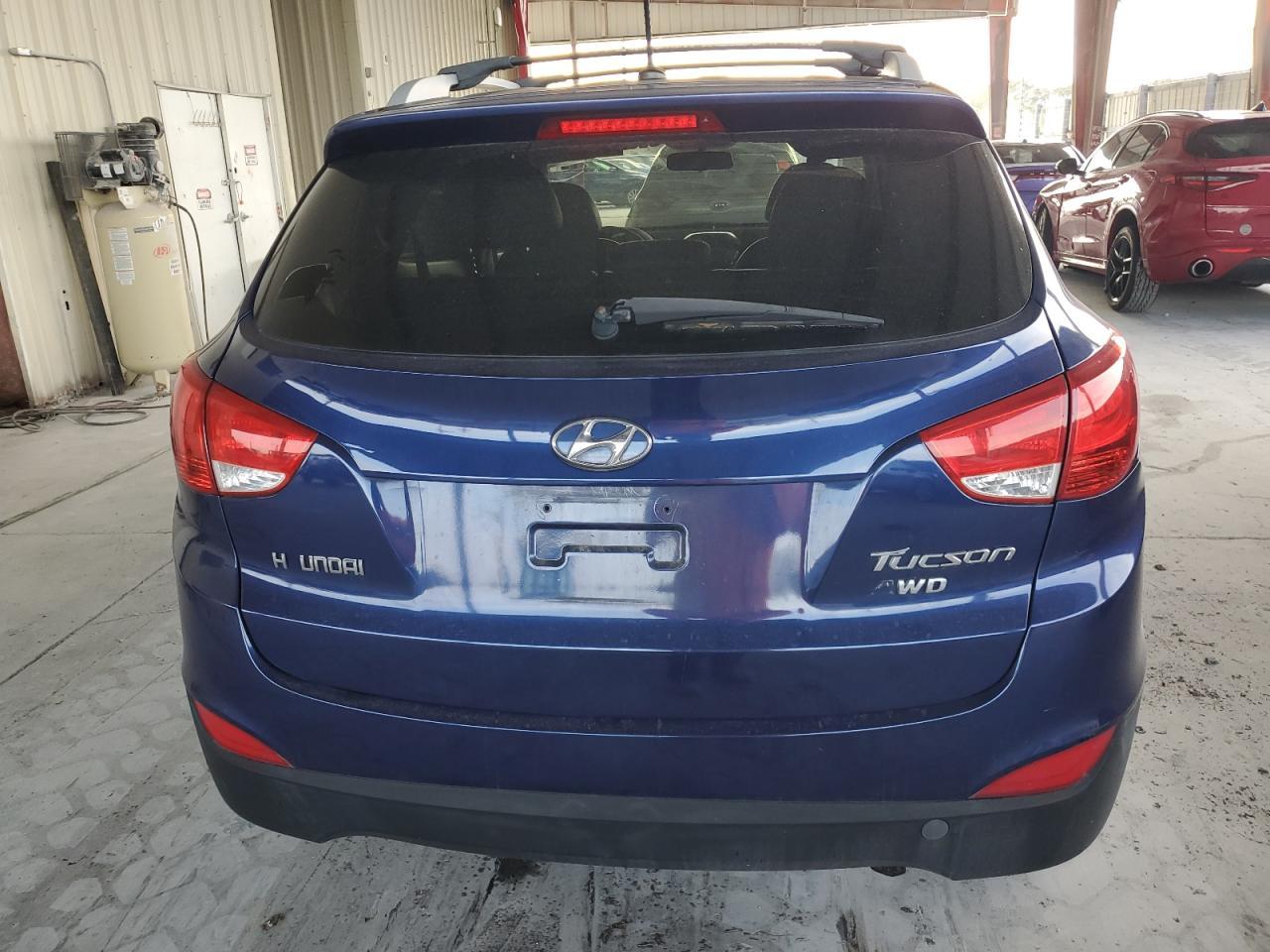 2012 HYUNDAI TUCSON GLS - Image 6
