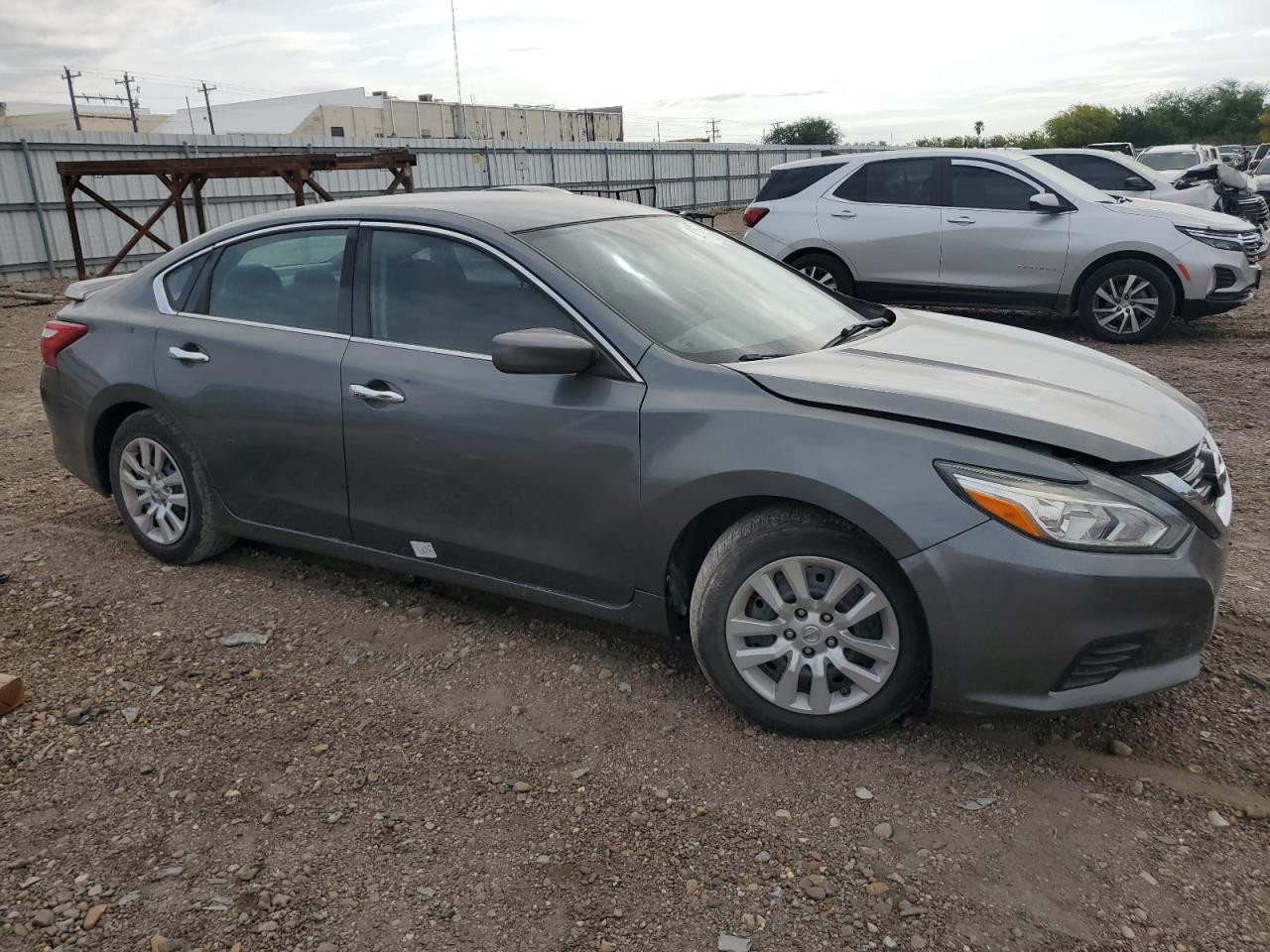 2017 NISSAN ALTIMA 2.5 - Image 4