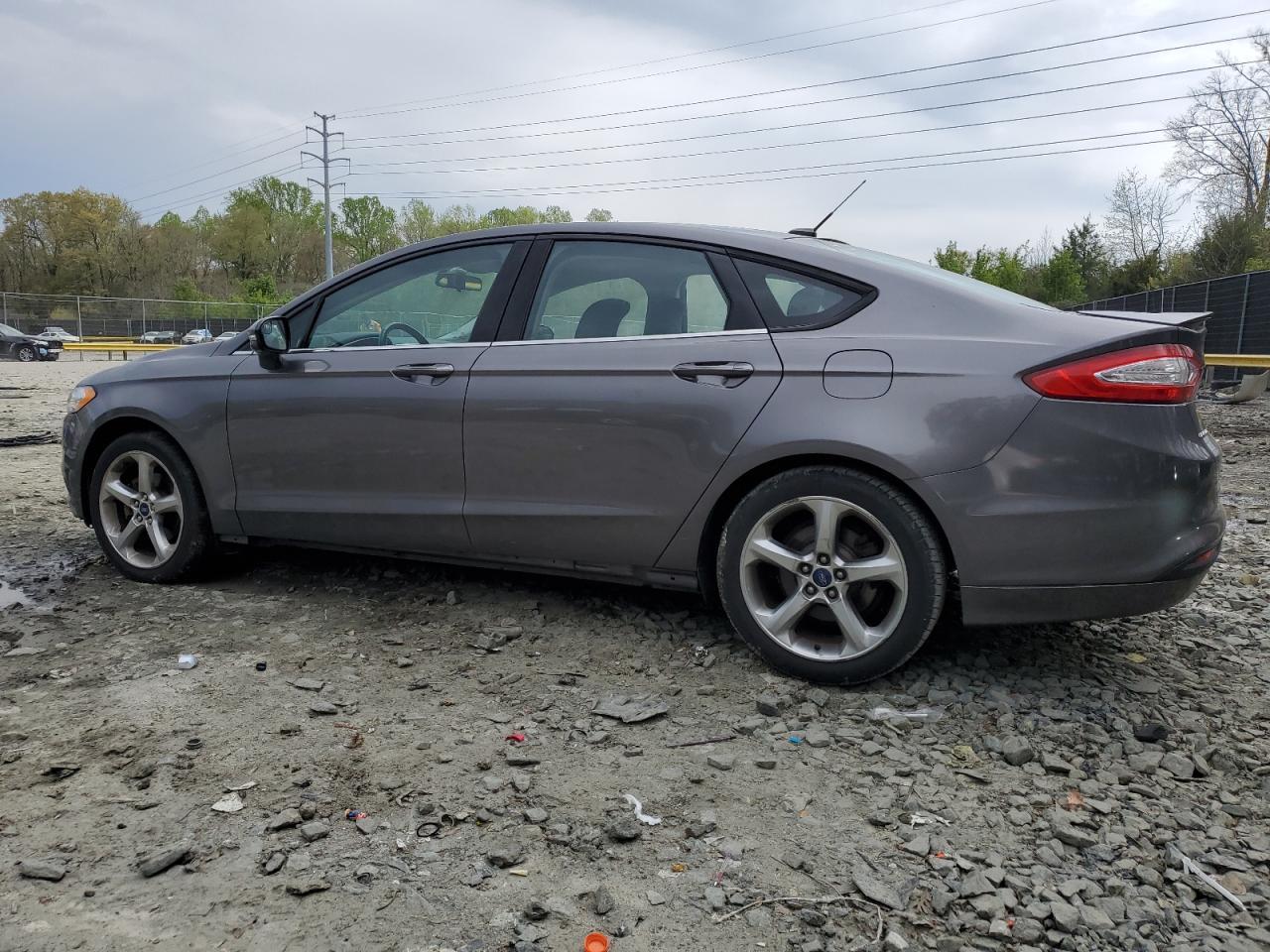 2013 FORD FUSION SE - Image 2