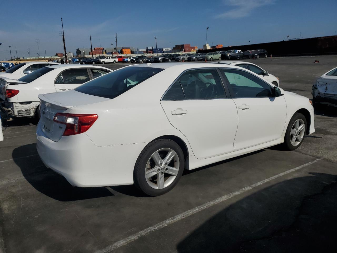 2012 TOYOTA CAMRY BASE - Фото 3