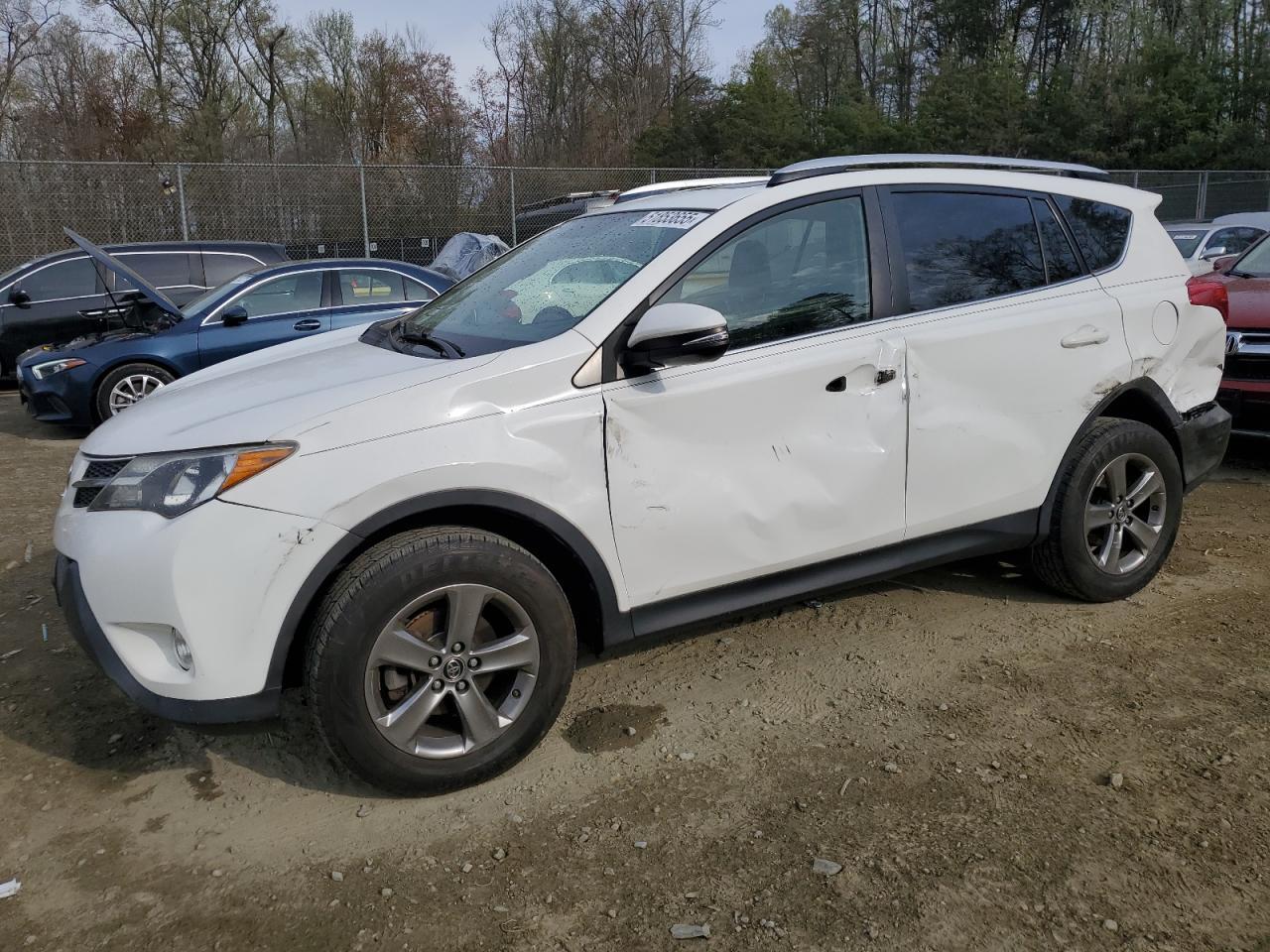 2015 TOYOTA RAV4 XLE