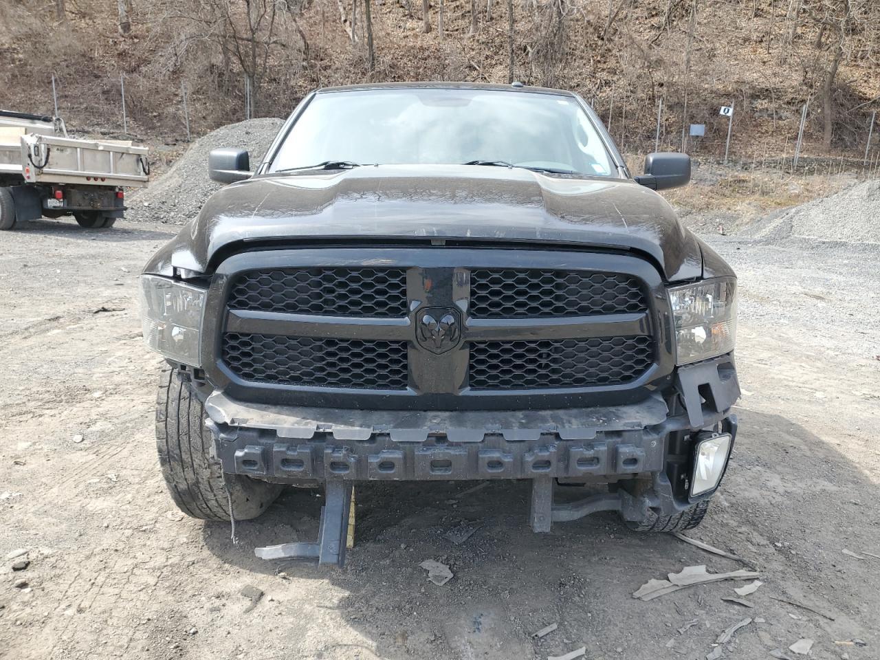 2017 RAM 1500 ST - Фото 5