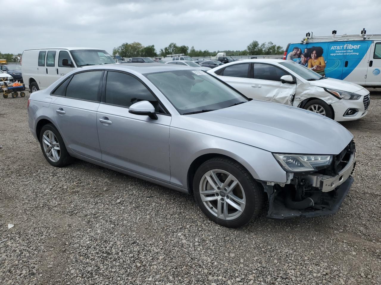 2017 AUDI A4 PREMIUM - Фото 4