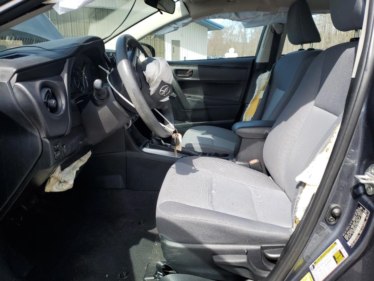 2018 TOYOTA COROLLA L - Фото 7