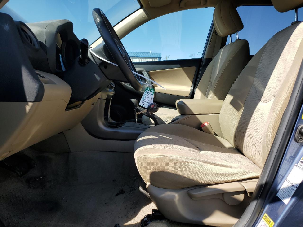 2011 TOYOTA RAV4 - Image 7