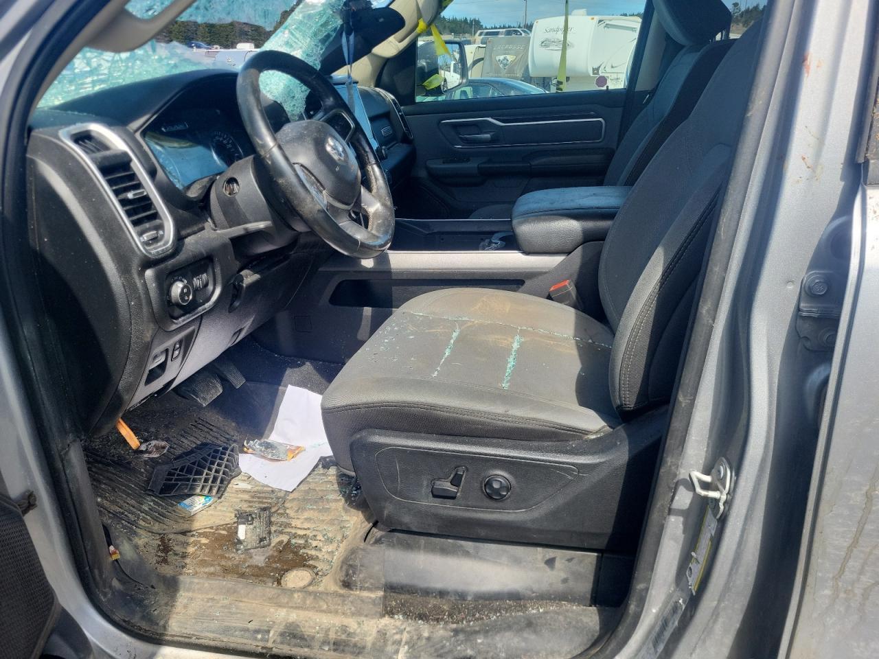 2019 RAM 1500 BIG H - Фото 7