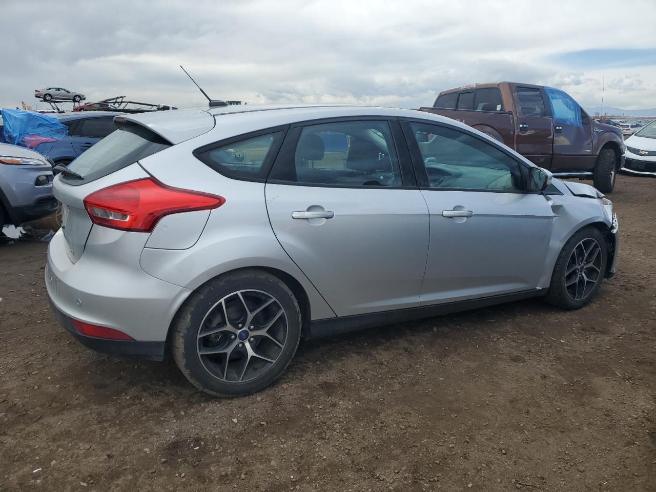 2017 FORD FOCUS SEL - Фото 3