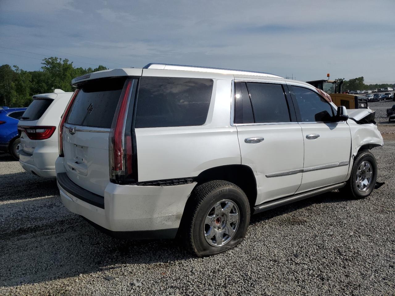 2016 CADILLAC ESCALADE P - Фото 3