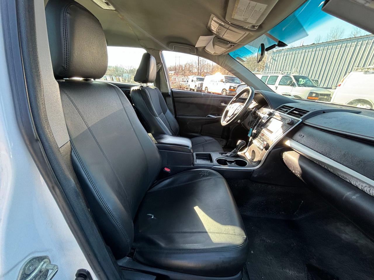 2017 TOYOTA CAMRY LE - Фото 5