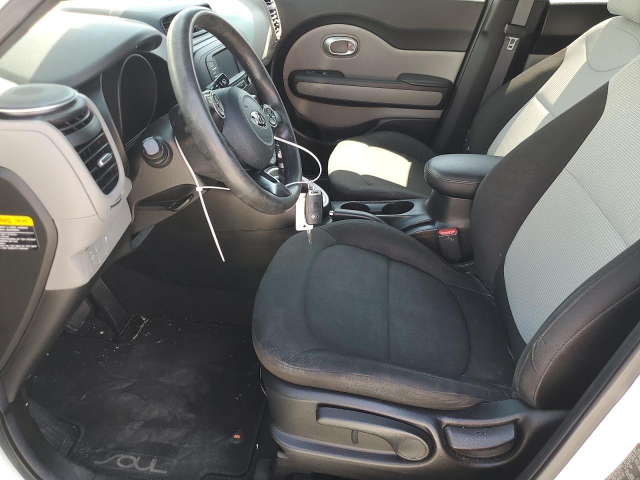 2017 KIA SOUL - Фото 7