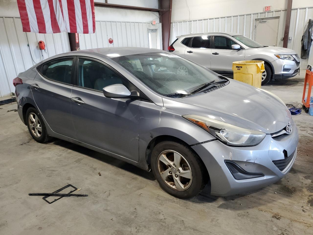 2015 HYUNDAI ELANTRA SE - Image 4