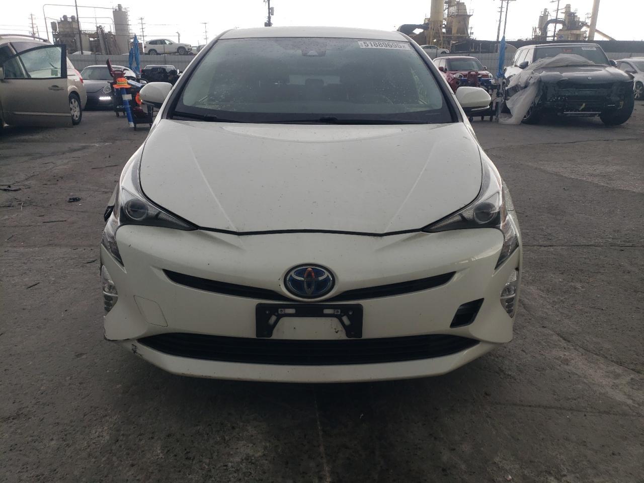 2016 TOYOTA PRIUS - Image 5