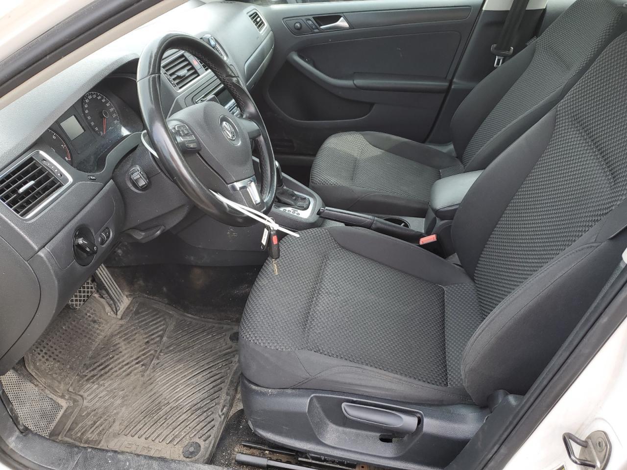 2013 VOLKSWAGEN JETTA BASE - Image 7