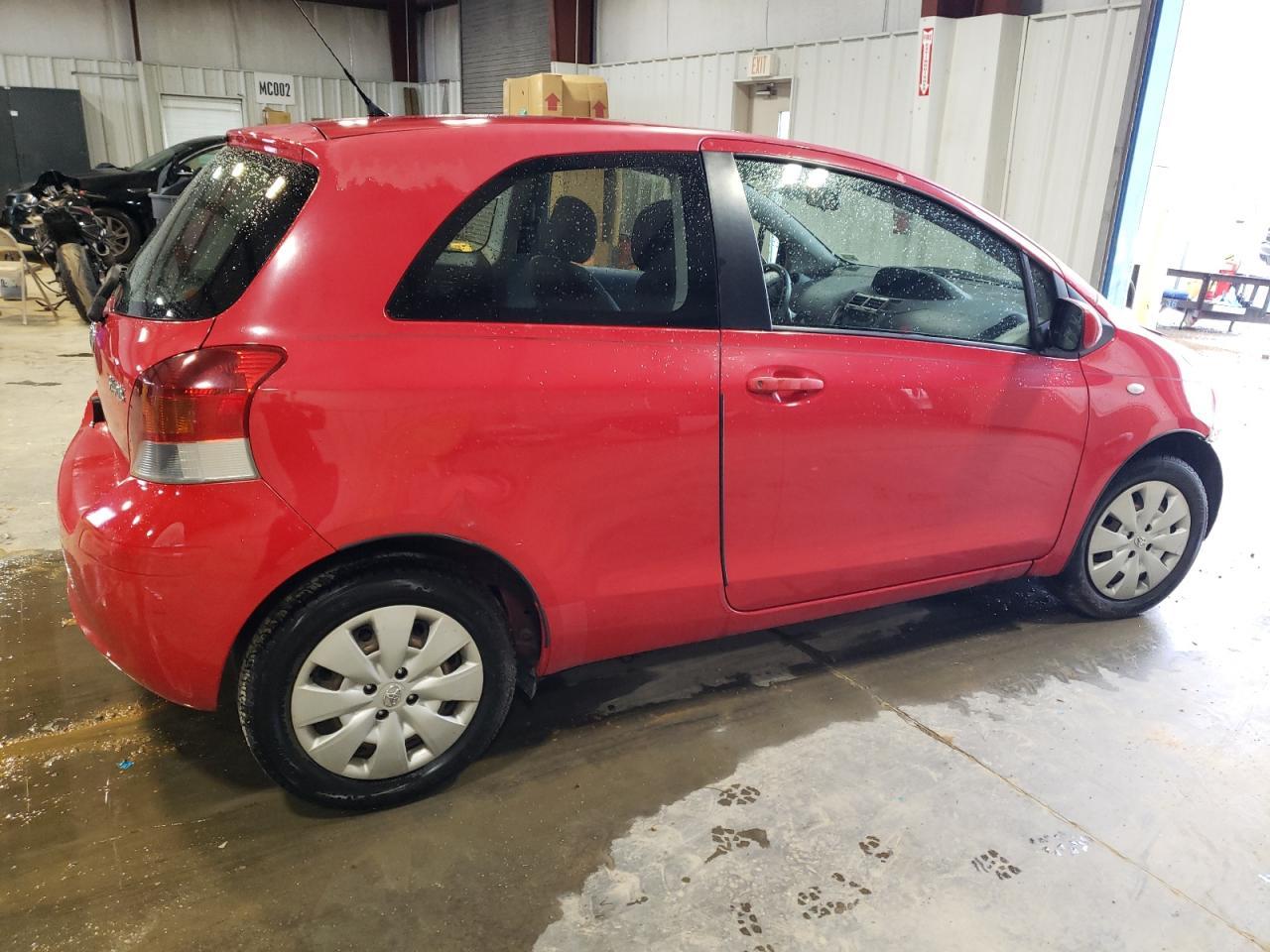 2011 TOYOTA YARIS - Фото 3