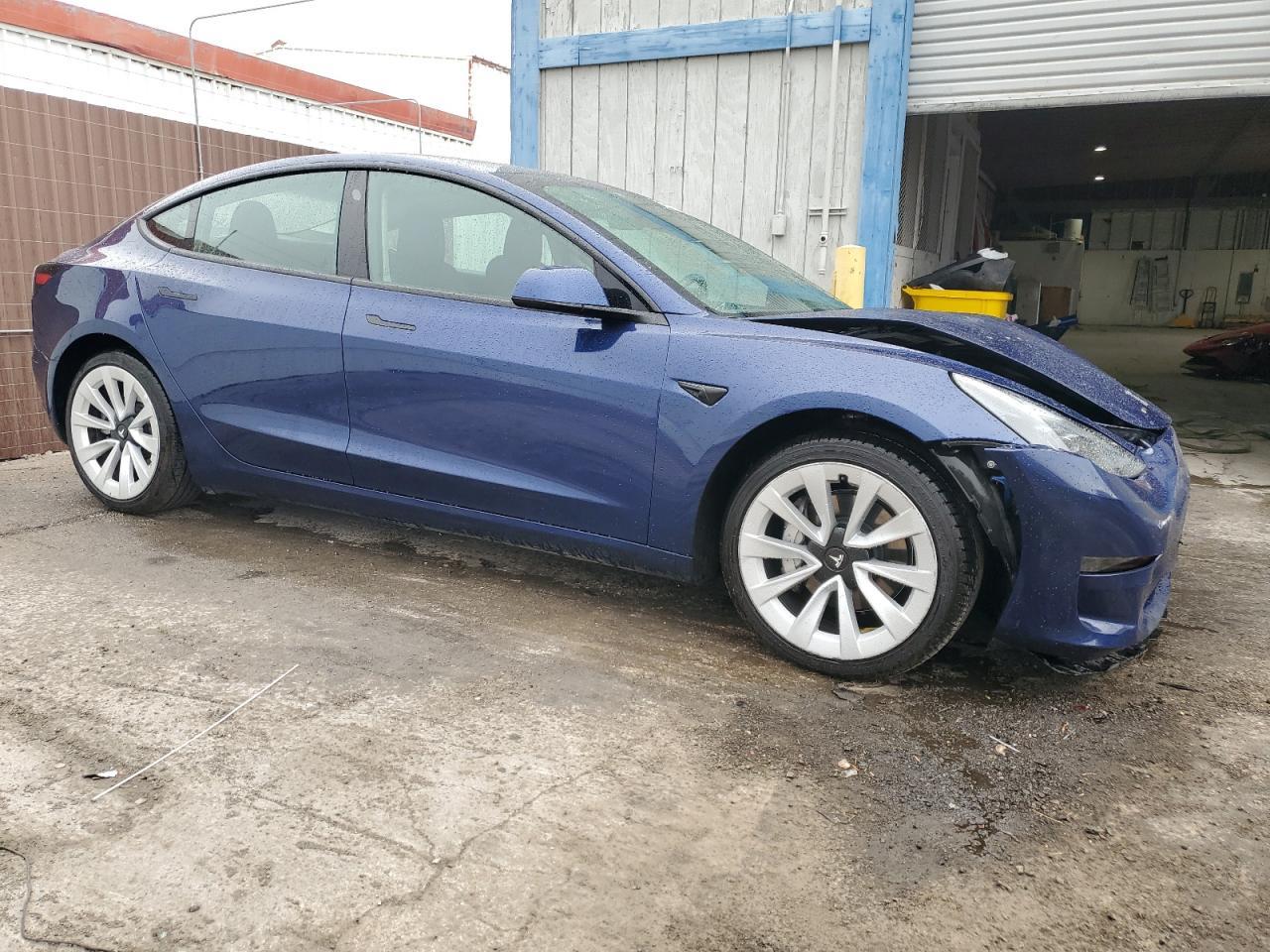2023 TESLA MODEL 3 - Image 4