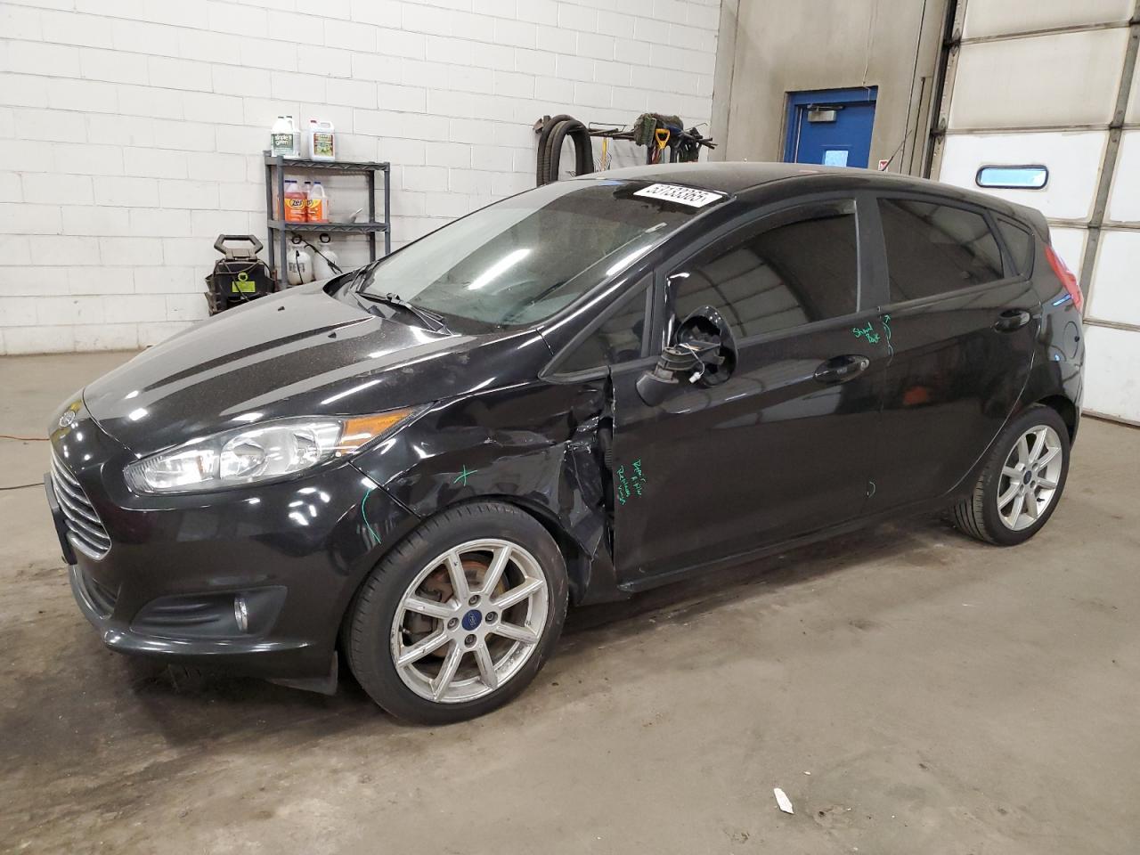 2015 FORD FIESTA SE