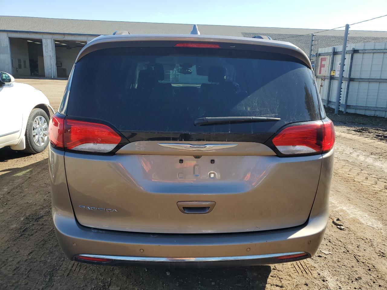 2017 CHRYSLER PACIFICA T - Фото 6