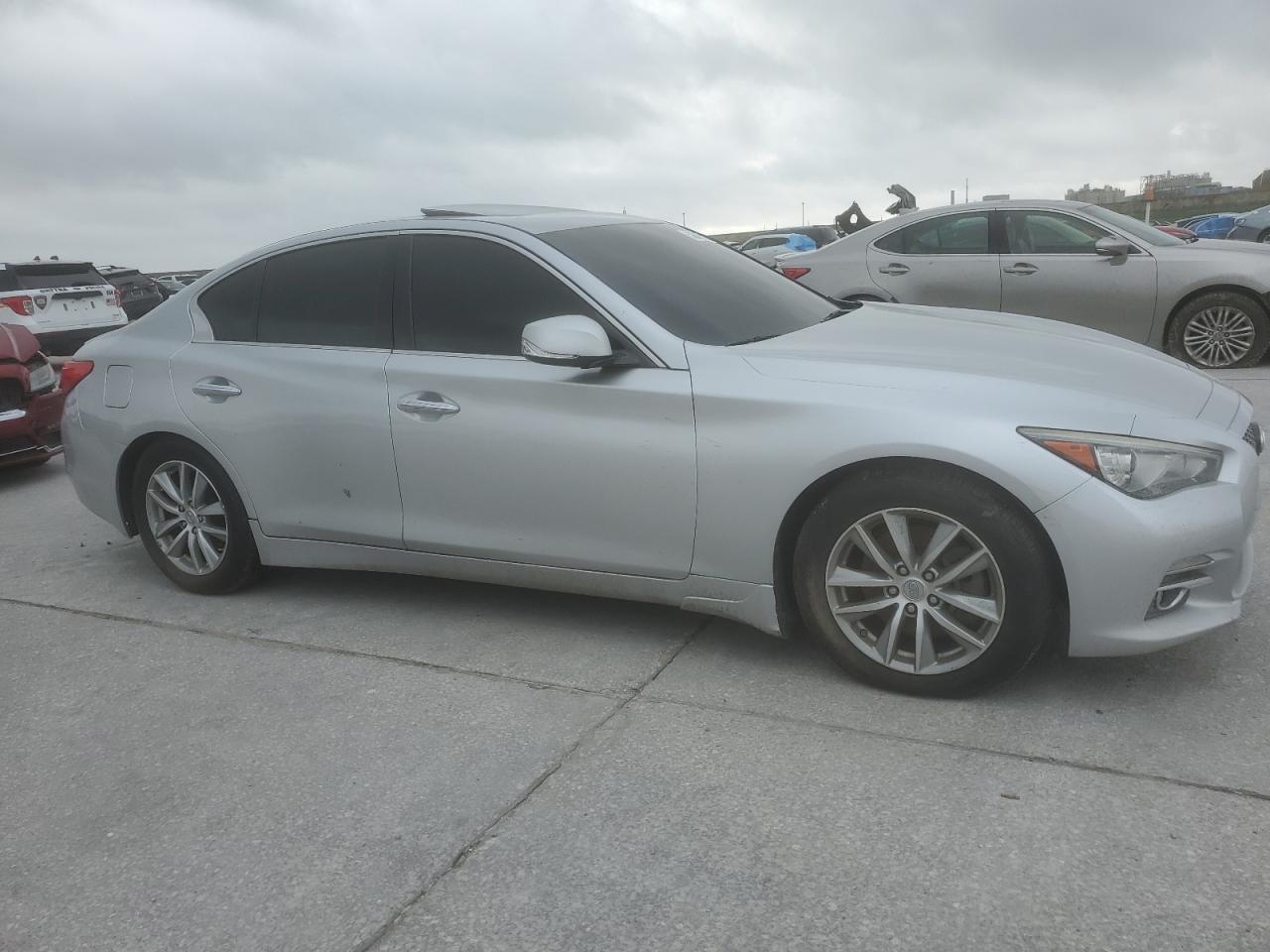 2015 INFINITI Q50 BASE - Image 4