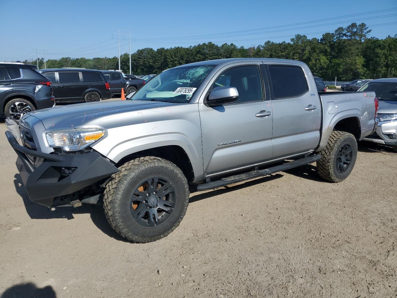 2016 TOYOTA TACOMA DOU