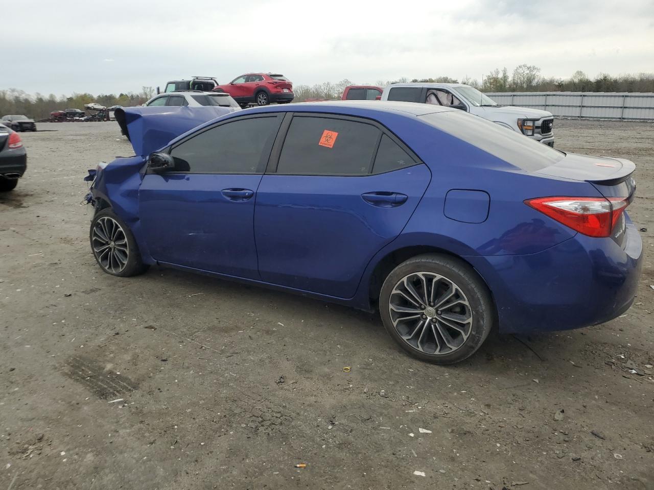 2015 TOYOTA COROLLA L - Фото 2