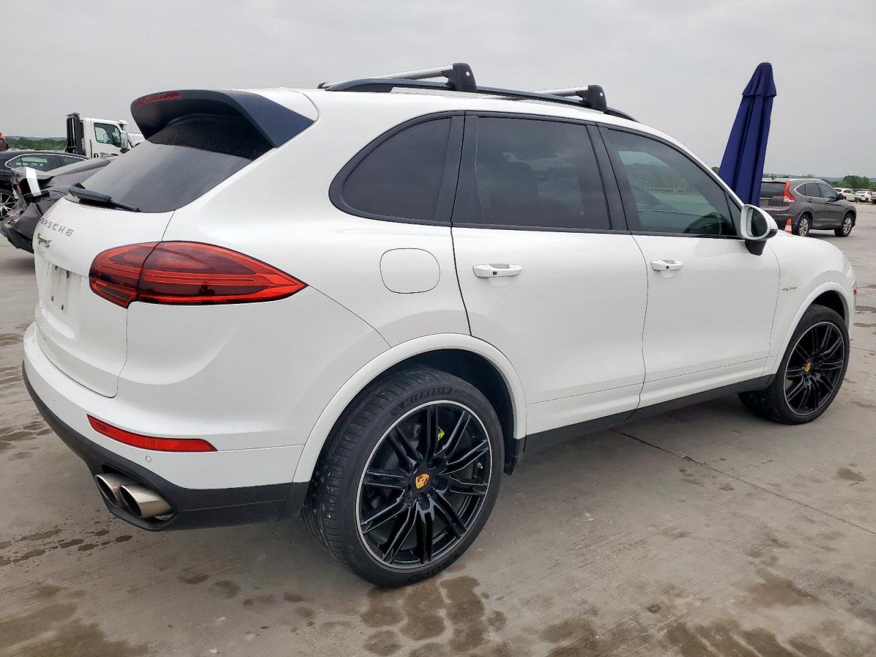 2018 PORSCHE CAYENNE SE - Фото 3