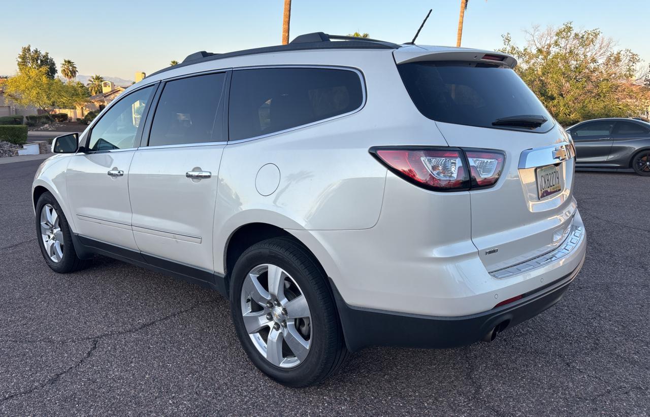 2014 CHEVROLET TRAVERSE L - Image 3