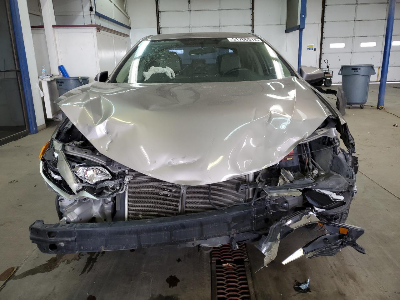 2015 TOYOTA COROLLA L - Фото 5