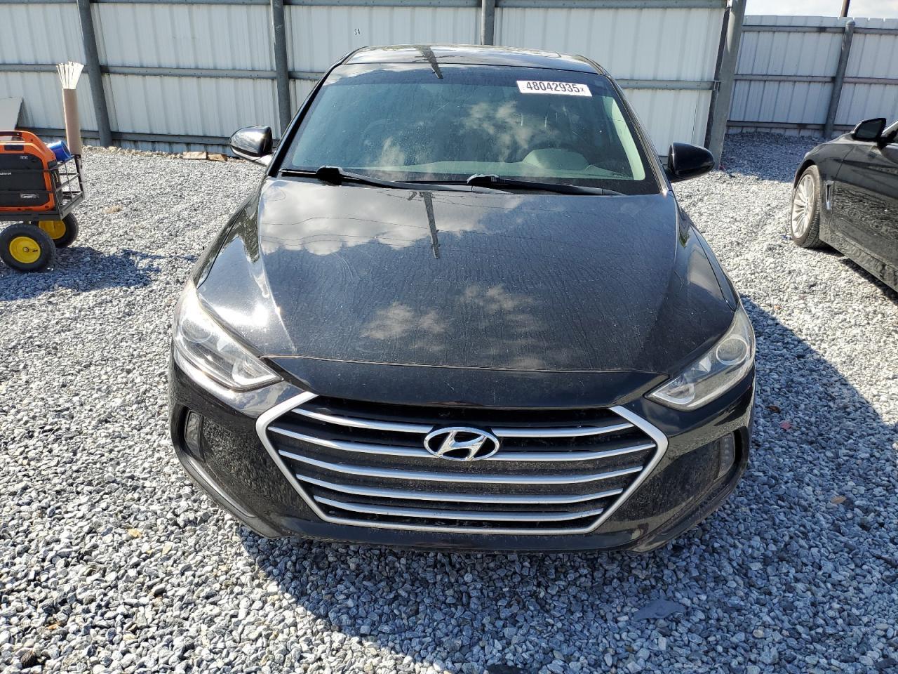 2017 HYUNDAI ELANTRA SE - Image 5