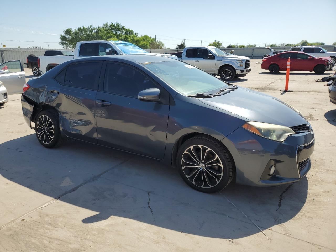 2015 TOYOTA COROLLA L - Image 4