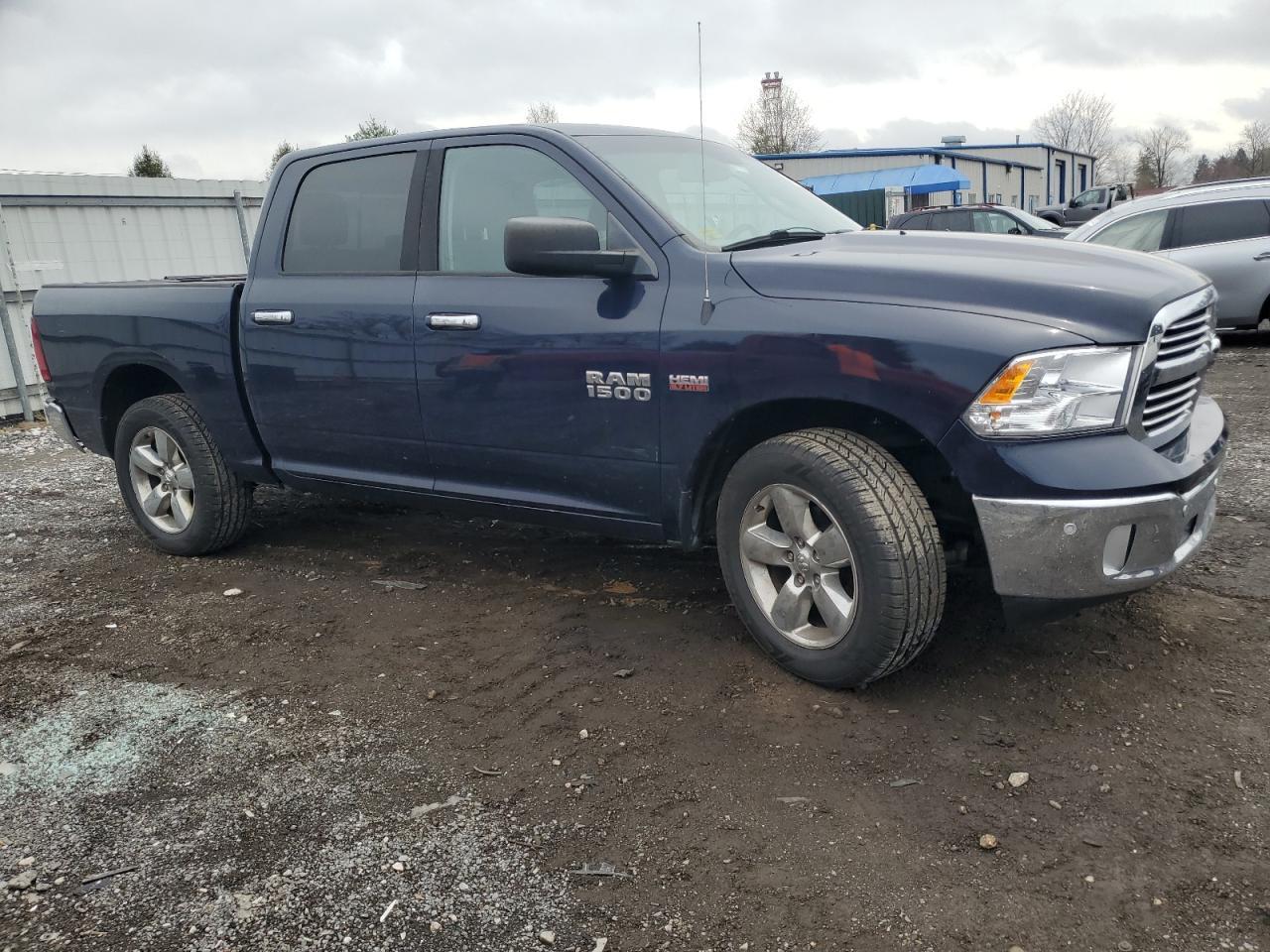 2015 RAM 1500 SLT - Image 4