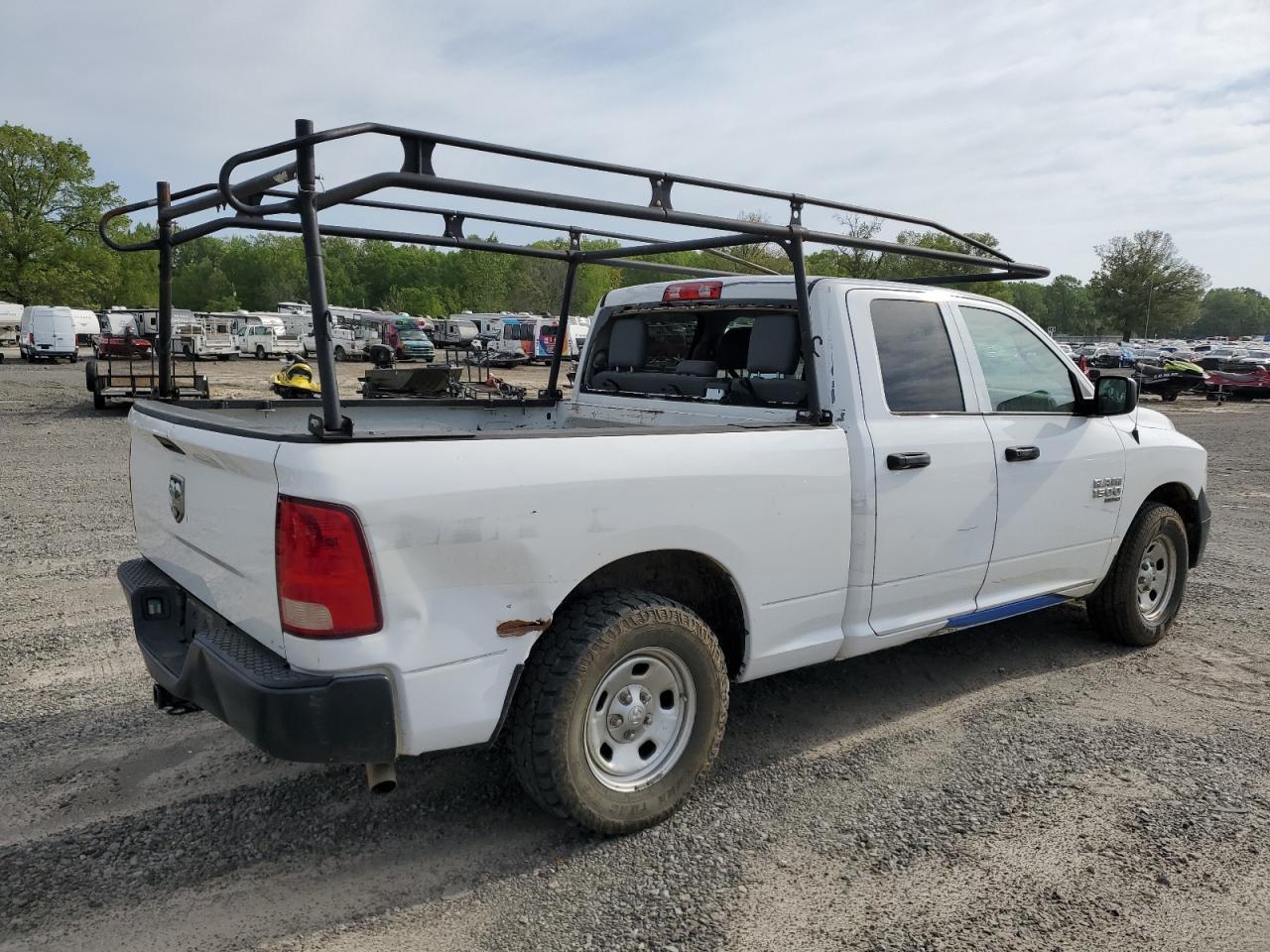 2020 RAM 1500 CLASS - Image 3