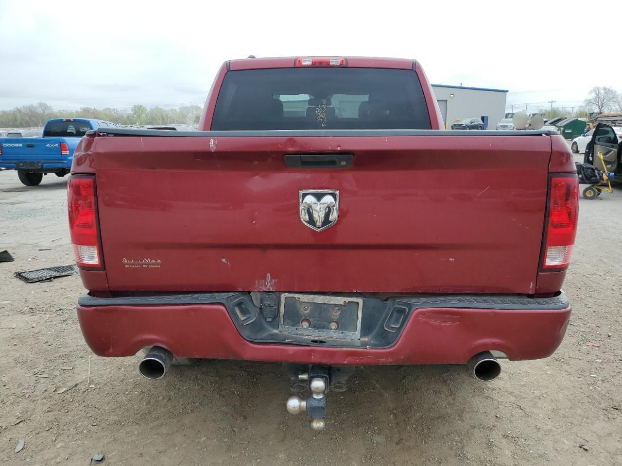 2014 RAM 1500 ST - Image 6