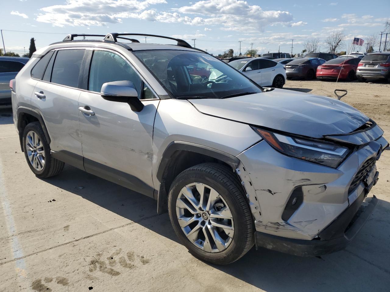 2024 TOYOTA RAV4 XLE P - Image 4