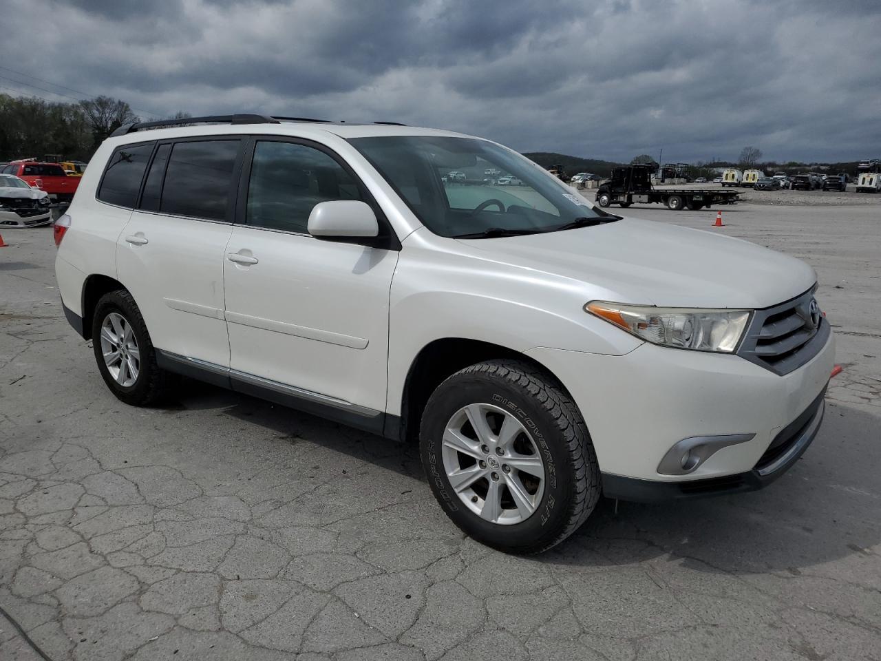 2011 TOYOTA HIGHLANDER - Фото 4