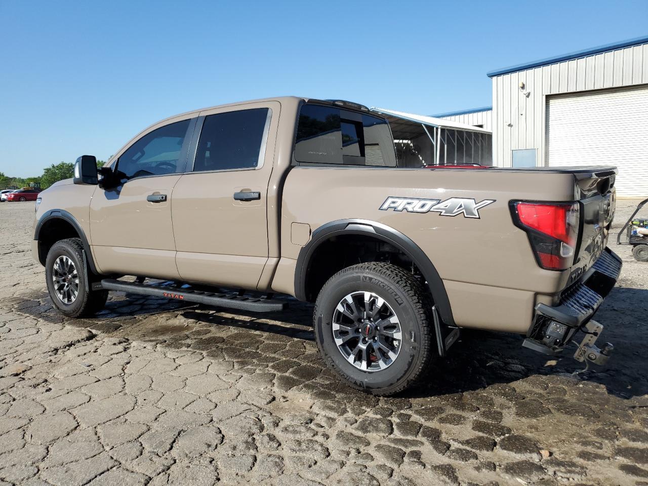 2021 NISSAN TITAN SV - Image 2