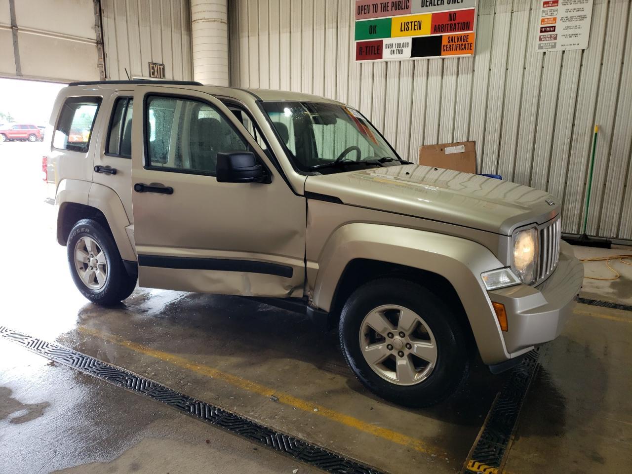 2010 JEEP LIBERTY SP - Фото 4