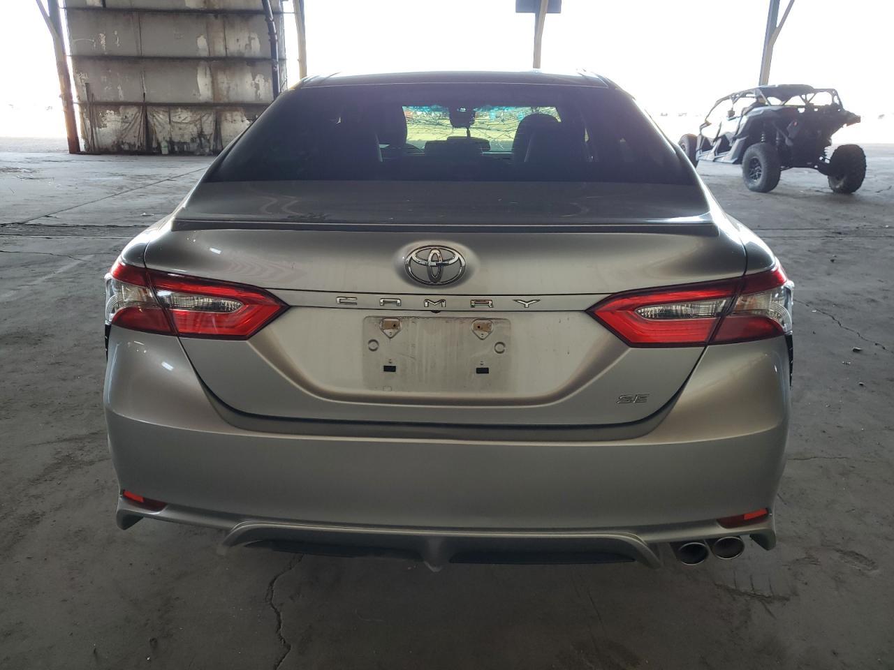 2018 TOYOTA CAMRY L - Фото 6
