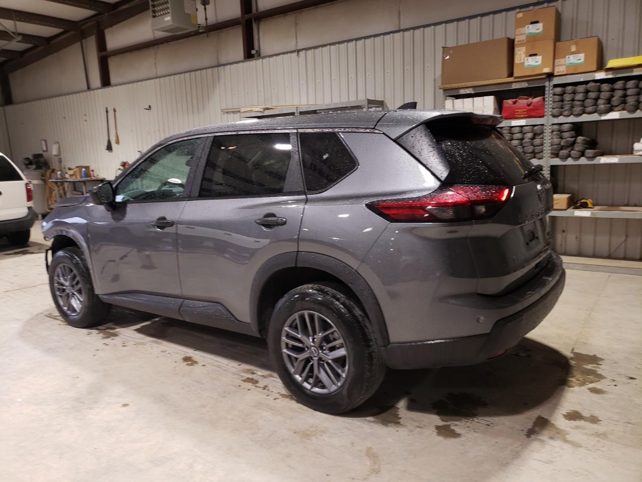 2024 NISSAN ROGUE S - Image 2