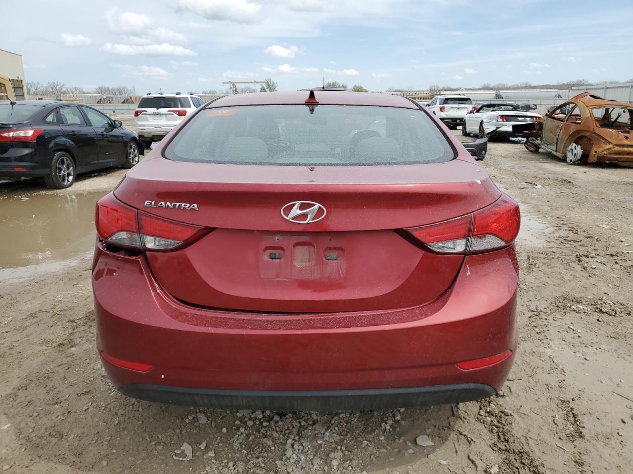 2015 HYUNDAI ELANTRA SE - Image 6
