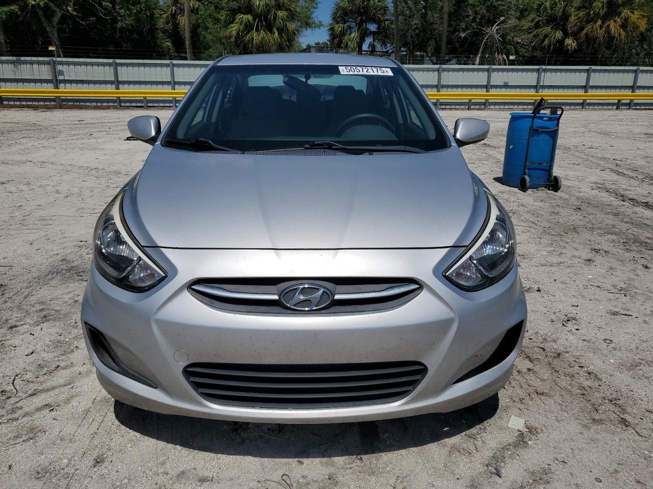 2017 HYUNDAI ACCENT SE - Image 5
