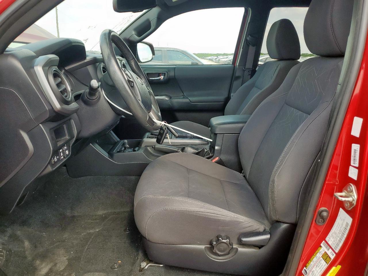 2017 TOYOTA TACOMA DOU - Фото 7