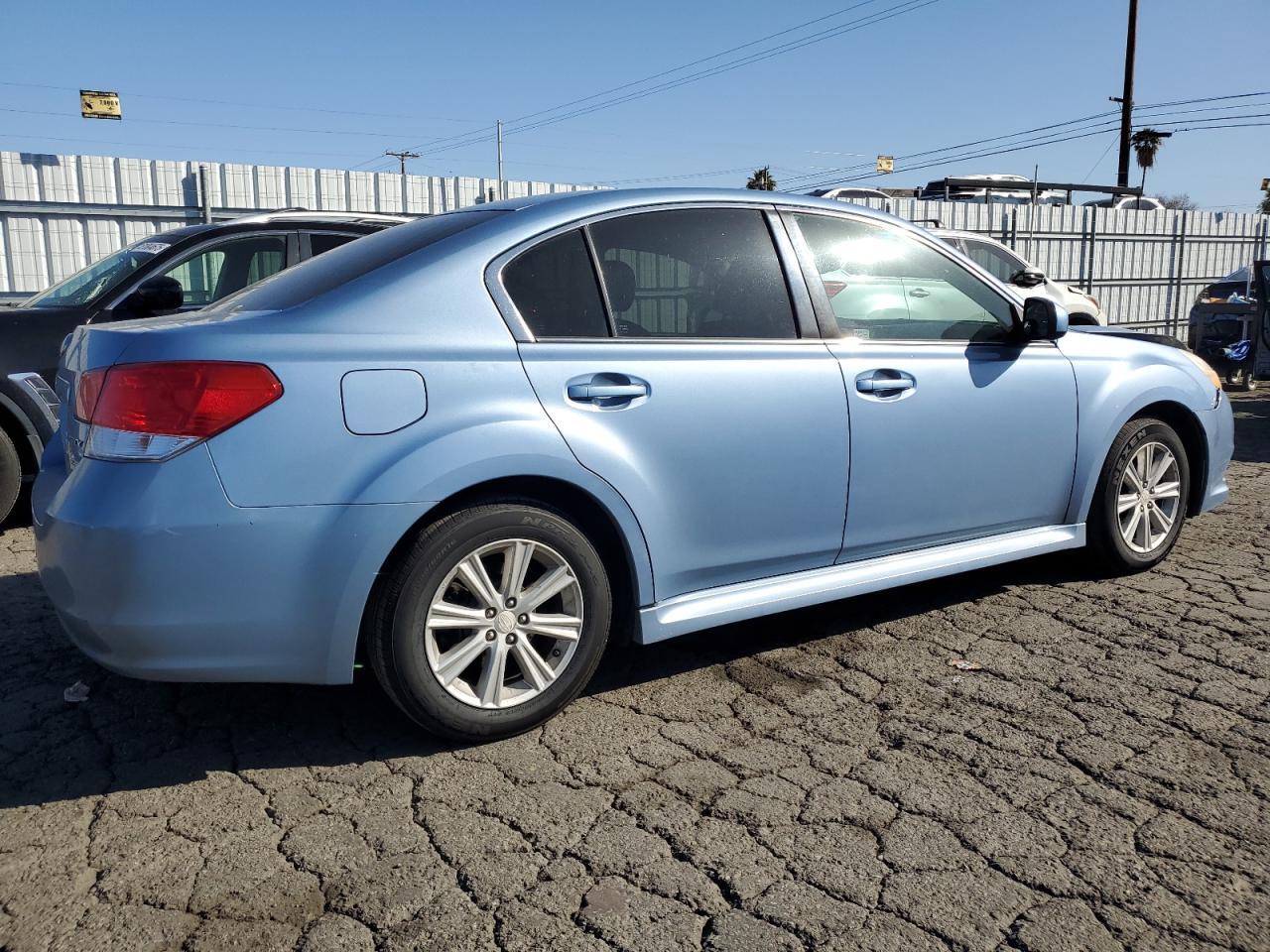 2011 SUBARU LEGACY 2.5 - Image 3