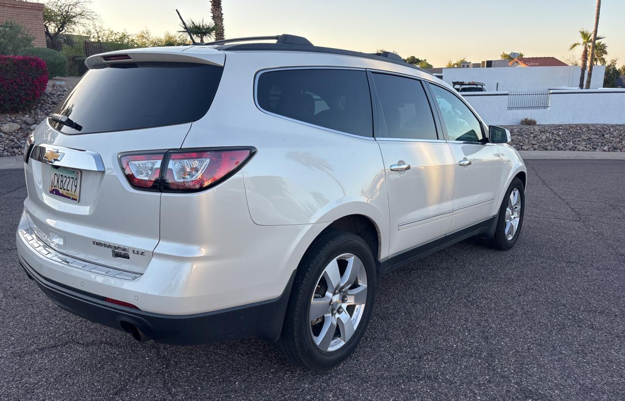 2014 CHEVROLET TRAVERSE L - Image 4