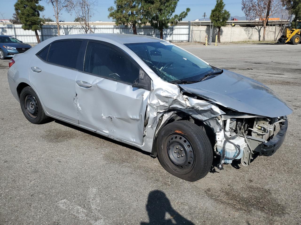 2015 TOYOTA COROLLA L - Фото 4