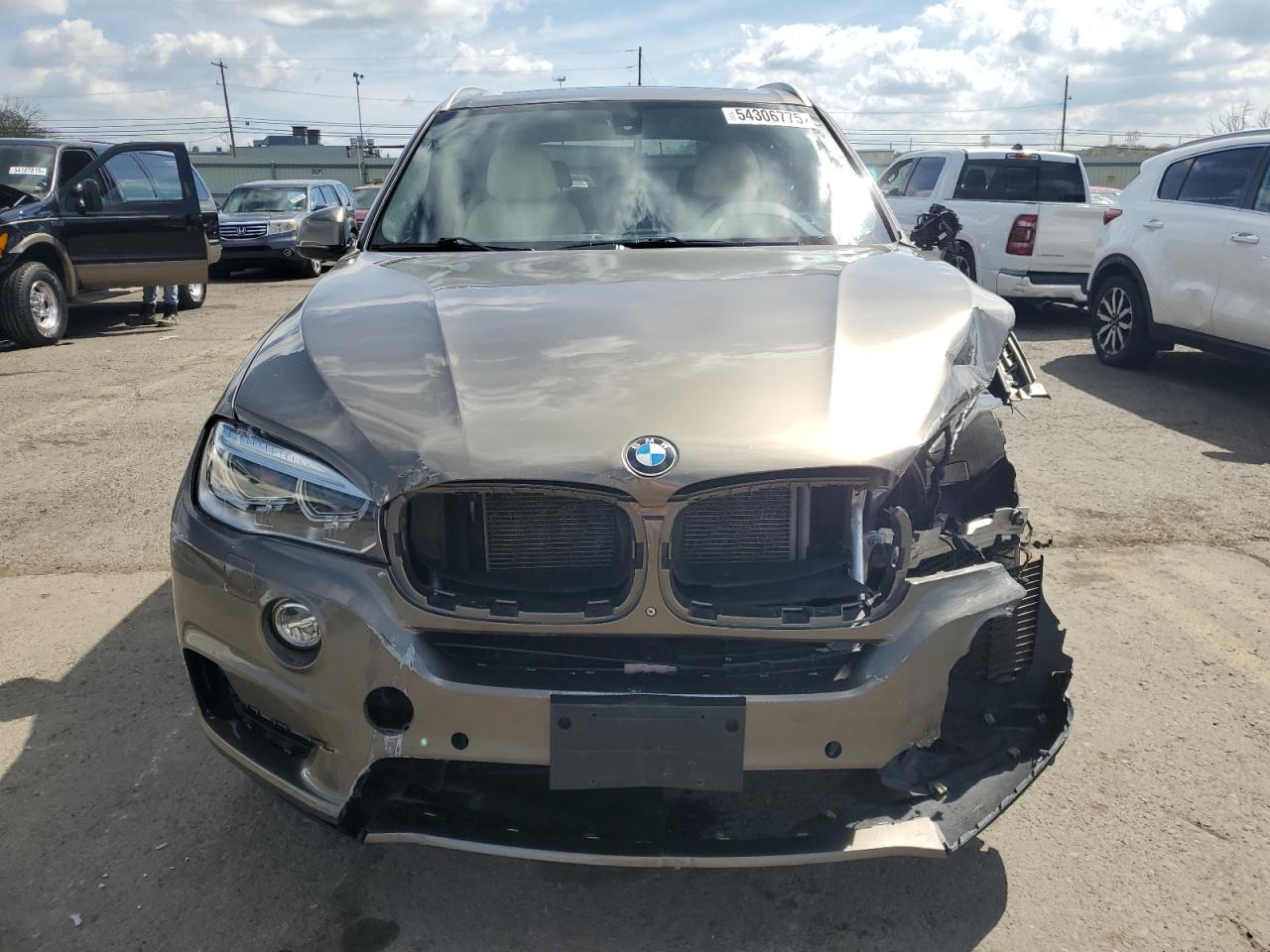2017 BMW X5 XDRIVE3 - Фото 5