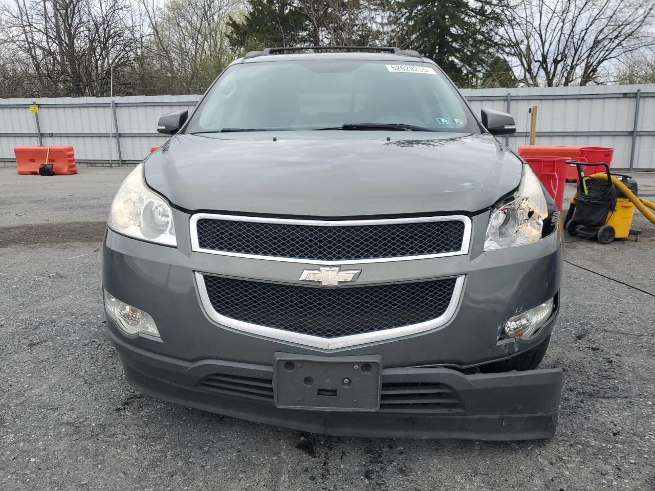 2011 CHEVROLET TRAVERSE L - Image 5